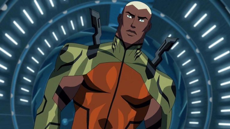 Aqualad top