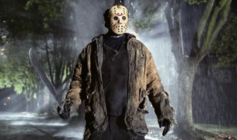Jason-Voorhees-of-Friday-the-13th-in-Freddy-vs-Jason