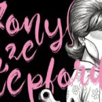 RECENZJA: Co robią cienie, gdy nie patrzymy | Pałac, który pamięta zbyt wiele